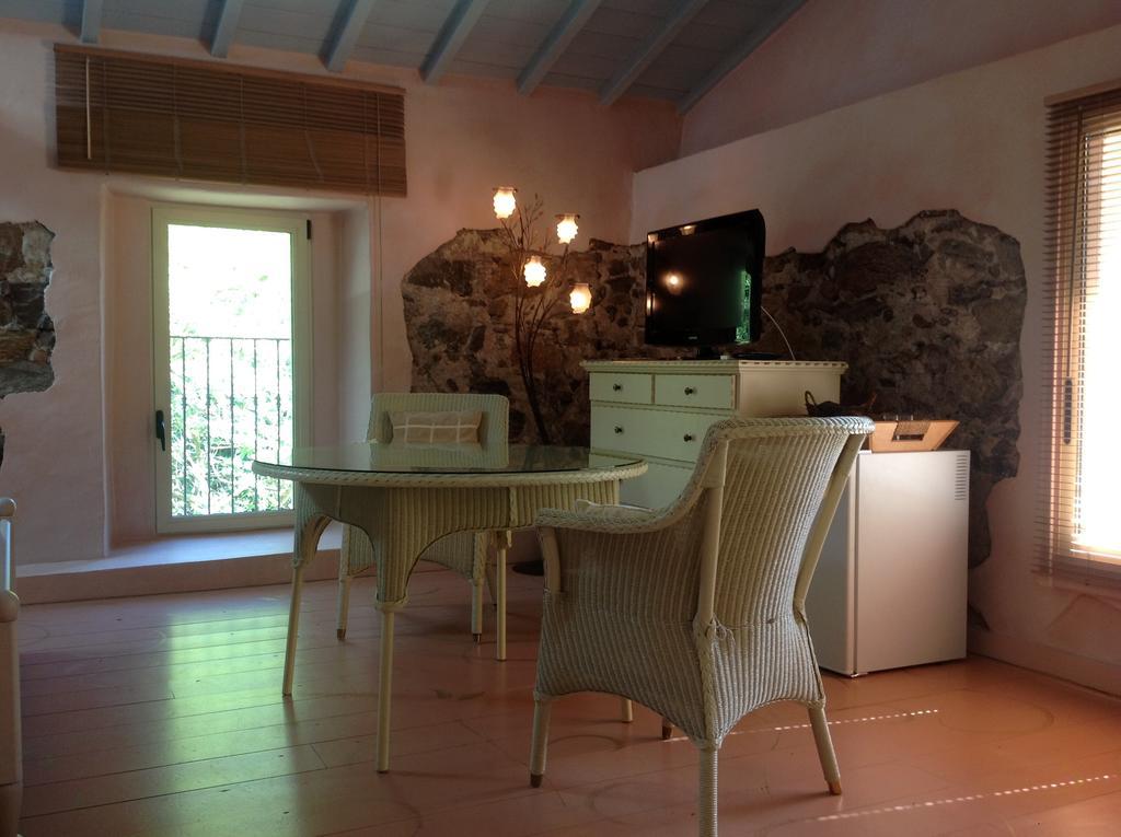Maison D'Hotes Les Chambres De Mon Moulin Pégomas Стая снимка
